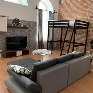  Apartment Annas