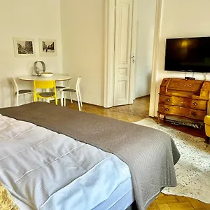 Leuhusen Boutique Vienna