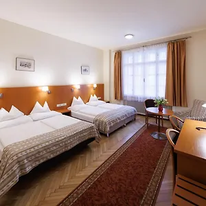 4* Bed & Breakfast Continental Hotel-pension