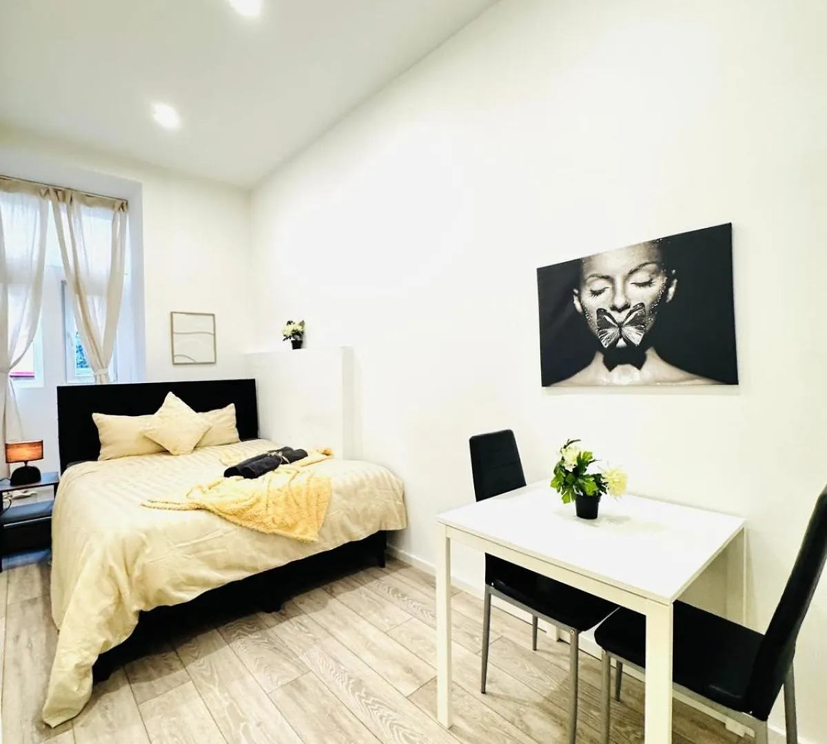 Apartment Elegant 5-Br Home Ideal For Groups & Families Vienna Austria