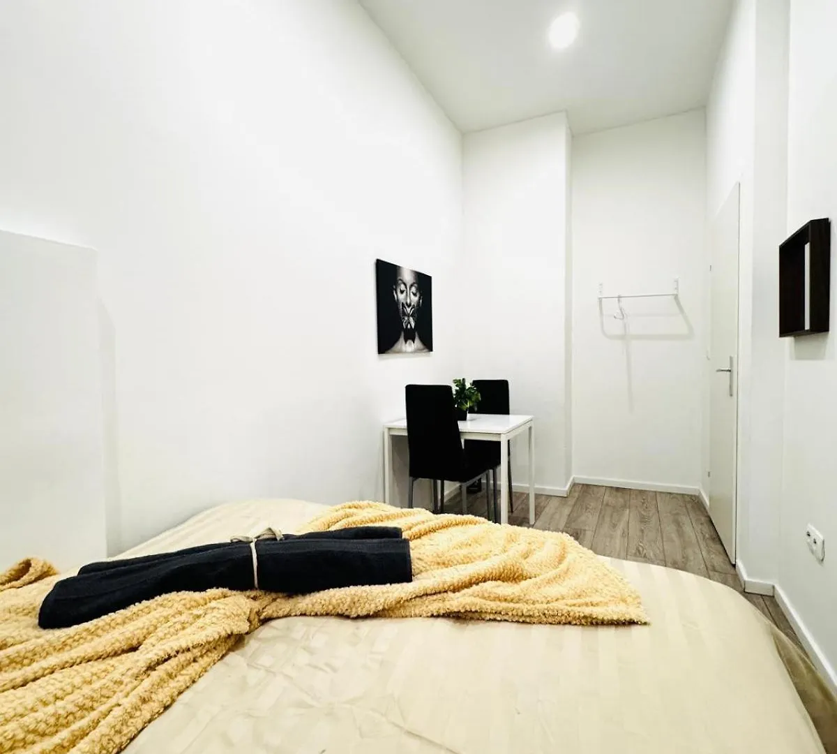 Elegant 5-Br Home Ideal For Groups & Families Vienna